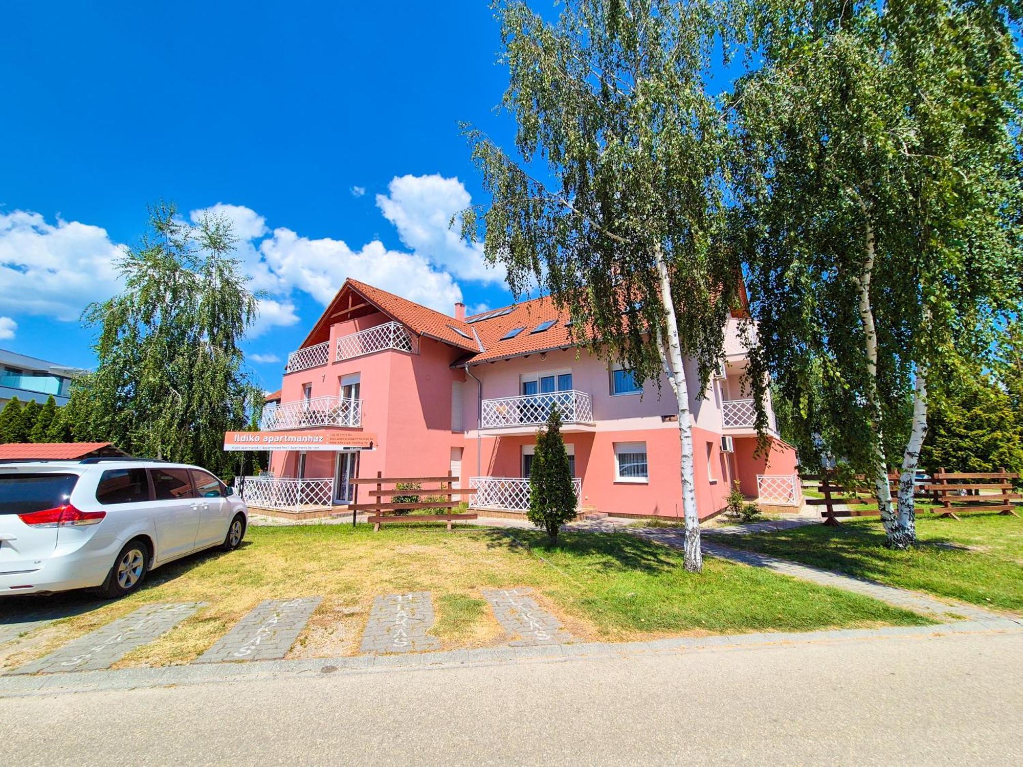 Ildiko Apartmanhaz 자르마디 외부 사진